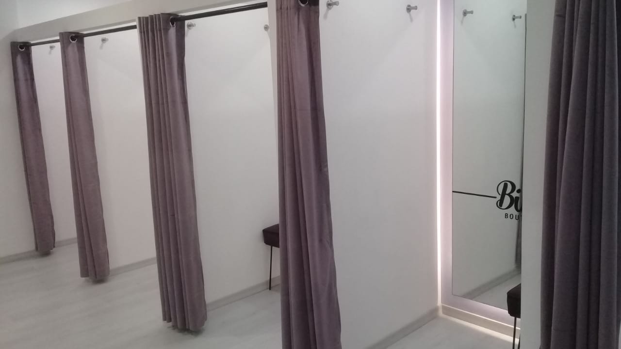 Renta de Vestidos en San Nicolás | Bina Boutique Renta de Vestidos en San Nicolás | Bina Boutique