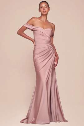 vestido ajustado tiene un escote corazÃ³n off-the-shoulder, una cintura plisada favorecedora y una abertura en la pierna. Hecho de satÃ©n de spandex elÃ¡stico, se ajusta a tus curvas y permite un movimiento cÃ³modo. Ideal para damas de honor, invitados de boda o eventos formales, combina elegancia con un corte moderno.